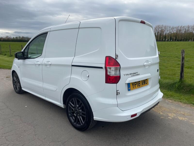 FORD TRANSIT COURIER 1.5 TDCi Sport 2018